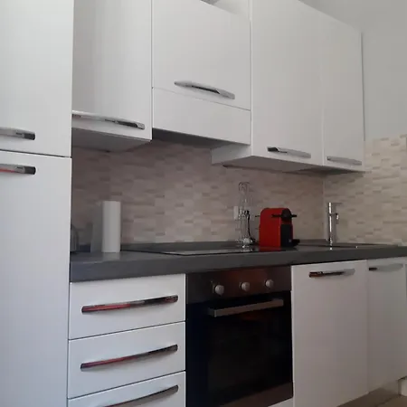 Centralissimo Grazioso Monolocale *