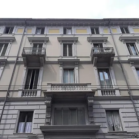 Centralissimo Grazioso Monolocale Lejlighed *