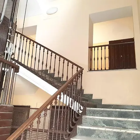 Centralissimo Grazioso Monolocale *