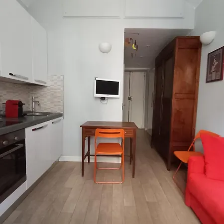 Centralissimo Grazioso Monolocale *